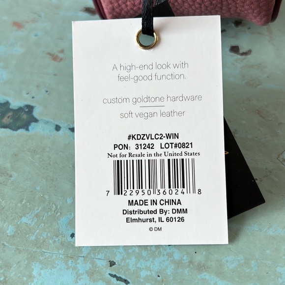 MODERNIST VEGAN LEATHER CROSSBODY - Picture 6 of 7